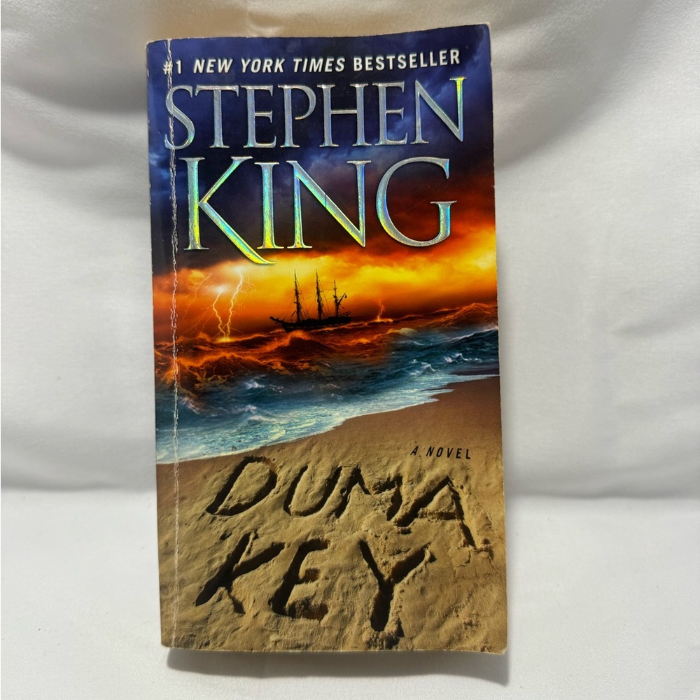 DUMA KEY.‎ A STEPHEN KING NOVEL. #1 NEW YORK TIMES BEST SELLER. BOOK
